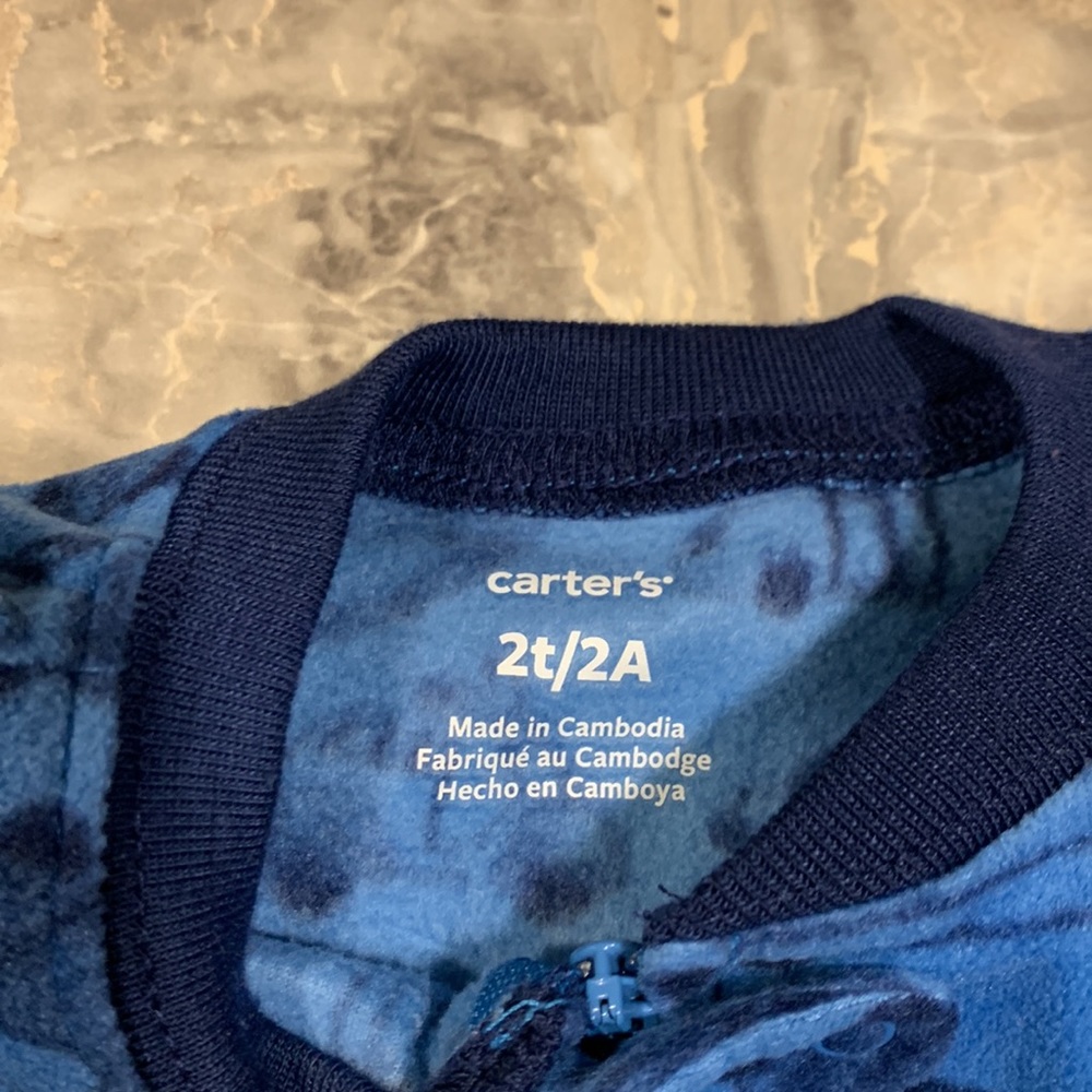 Carter’s 2T footie pajama - Picture 2 of 5